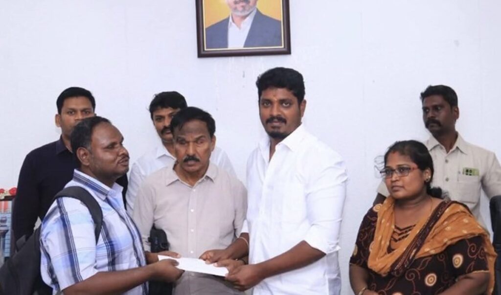 பதவியேற்பின் போது சபதம்… சம்பளம் வந்ததும் உதவி: கோவையை நெகிழ வைத்த அமைச்சர் விக்னேஷ்..!